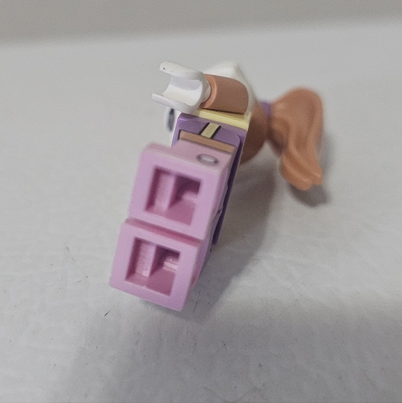 LEGO Lola Bunny  Looney Tunes 71030 Minifigure - Picture 5 of 5